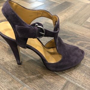 Nine West purple suede sandals